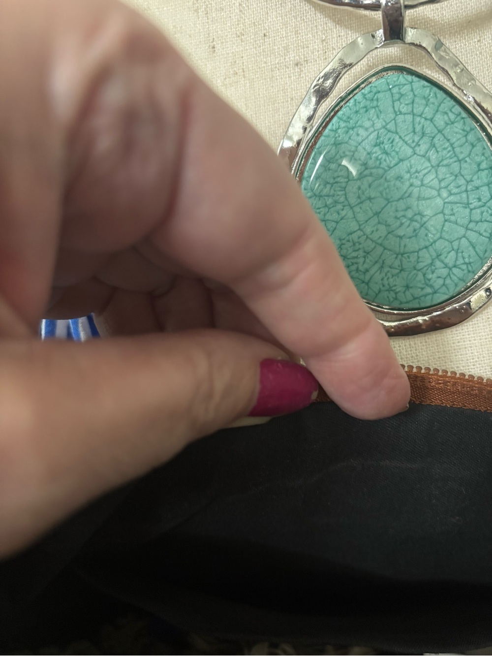 Embossed Faux Leather Look Purse wi/ Faux Turquoise Stud Accents Final Sale - Picture 9 of 10